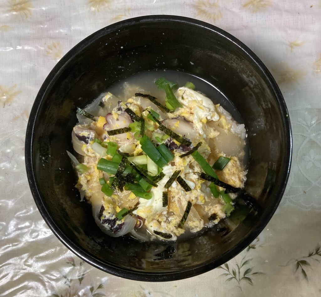 【（）】汁だく明石焼き丼